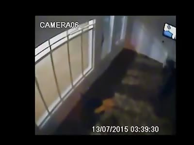 CCTV: Gas Station Employee Shot in Cold Blood For No Reason, Then Robbed