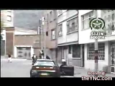 Police Shoot Dead 2 Bank Robbers & Intercept Getaway Car