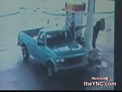 Man Shot Dead in the Face at a Gas Station in Michigan