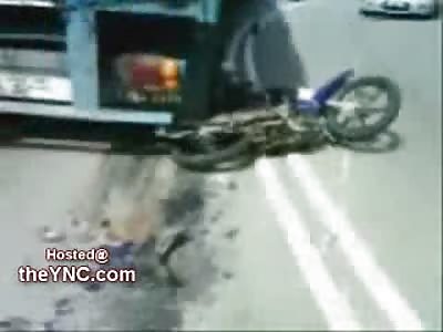 Biker Loses both Legs from a Semi