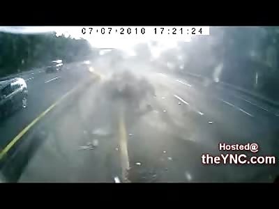 Bus Driver in Taiwan Records Fatal Accident all Set to his Lovely Radio Station