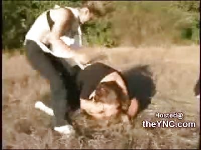 2 Skinny Girls Deliver RUTHLESS Bloody Beating on Fat Girl as Guys Egg them On