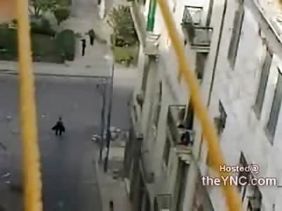 Unarmed but Crazy Man in Egypt gets a Nice Present from the Police 