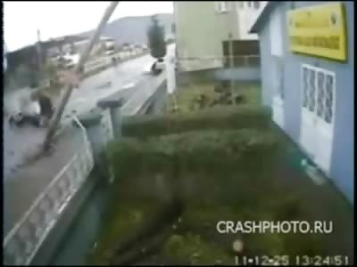 4 Guys 1 Pole, All Ejected, Two of them Dont Get Up