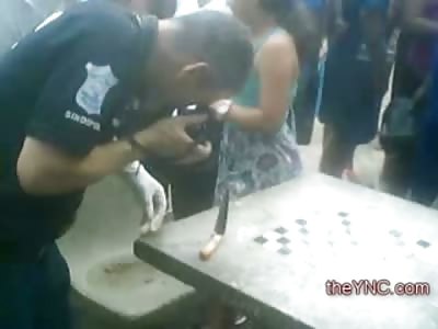 Woman Stabbed and Gutted so Hard the Man broke the Knife (Cell Phone Video)