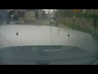 Flying Bus Kills 4 People Instantly waiting at Stop Light