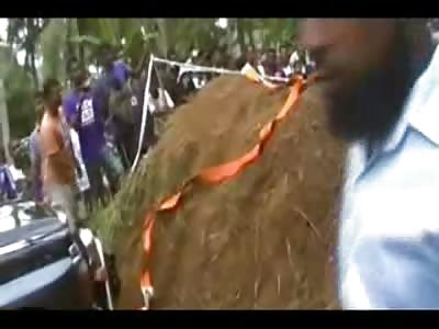 Bizarre Death..2 Spectators Killed Instantly by a Snapping Rope in 4 Wheeler Race..OUCH