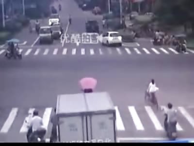 NINJA LUCK: Little Asian Girl on a Bike vs Huge Oil Truck