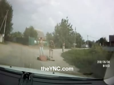 Man talking Shit to a Girl gets KO'd and left in the Dirt