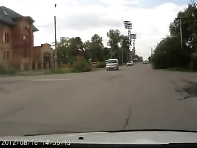 7 Year Old Girl thrown to her Death from her Mom's Minivan (Watch Slow Motion)