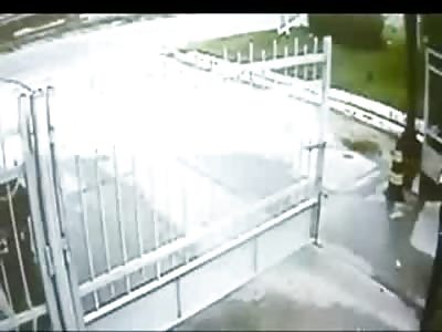 Robber Instantly becomes a Paraplegic during Robbery gone Wrong..(Later Died in Hospital, Security Guard Died on the Spot)