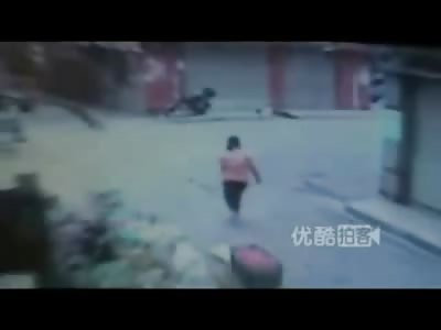 Pregnant Woman Suicide caught on Camera, Bounces off of the Sidewalk