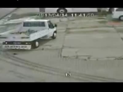 Tourist in Turkey is Ran over by Truck and Dragged 