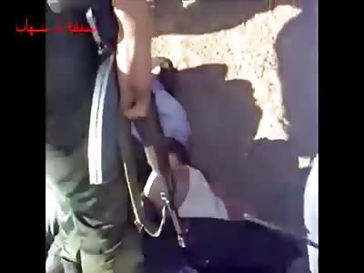 Captured Men in Syria Beaten Like Rag Dolls by Enemies