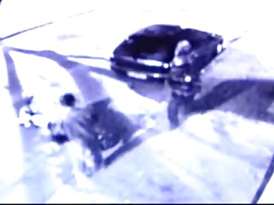 Man Tries to Defend Himself During Street Robbery but is Shot Dead.......and still Robbed