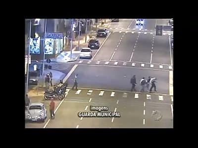 Man Falls Dead From Brutal Punch to the Head 