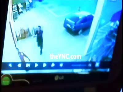 Security Guard is Killed With a Shot To the Head During a Robbery at Supermarket