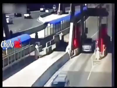 Drugged Woman Smashed Her Car Into Toll Bridge in Thailand