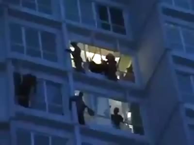 Rescue of Suicide Jumper Fails Horribly....as Rescuer basically Looks Responsible for the Death 