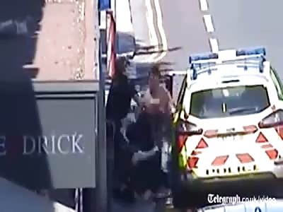 16yr old helps female cops by catching their fleeing suspect.