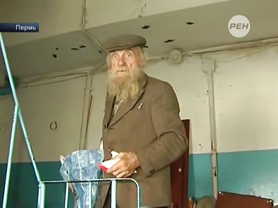 Hoarders attack journalists