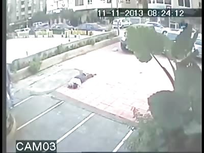 Woman jumps from 7th Floor - was she pushed?