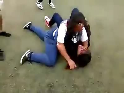 Girl breaks her arm in fight on middle school campus