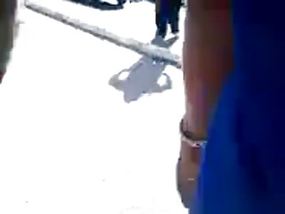 *Brazil* Biker crashes at pole @ 200 Km/h SPLIT IN HALF (aprox. 120 MPH)