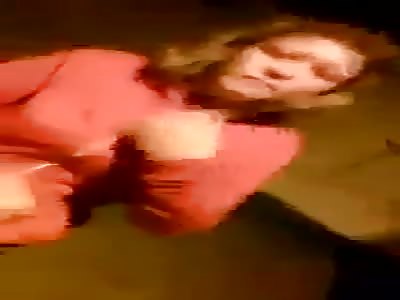 *Brazil* Terrified girl gets punched and slapped over and over by revenge (snitch)