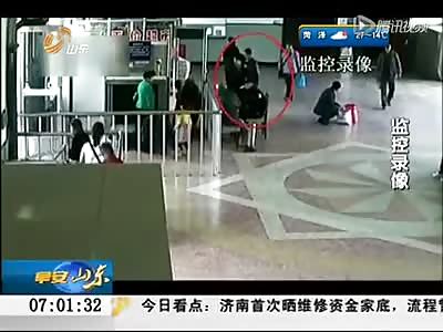 CRAZY CHINESE IS DEAD BY POLICE