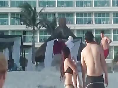 A QUIET DAY IN CANCUN