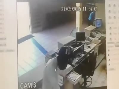 BURGLARS ARE ARRESTED SOON AFTER THEFT