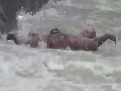 FLOATING CORPSE FOUND IN A DAM 