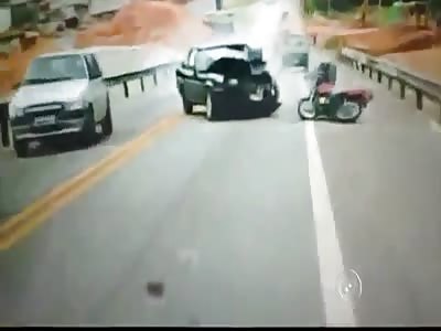BRUTAL HEAD ON COLLISION