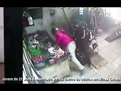 EXECUTION AT WORK (After the video, photos of the body and captured killers)