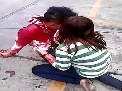 YOUNG MAN WAS STABBED AND WAITING HELP