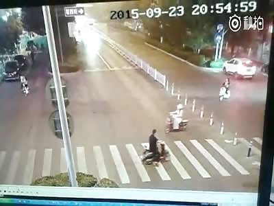 BRUTAL Car hit pole but avoided hitting girl 