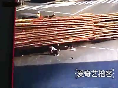 BRUTAL Man on scooter crushed to death when cutting truck traffic 