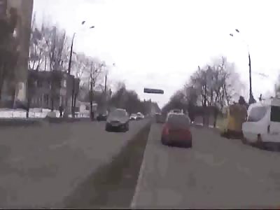 People go around the city and thrown out of the car, Molotov cocktails 